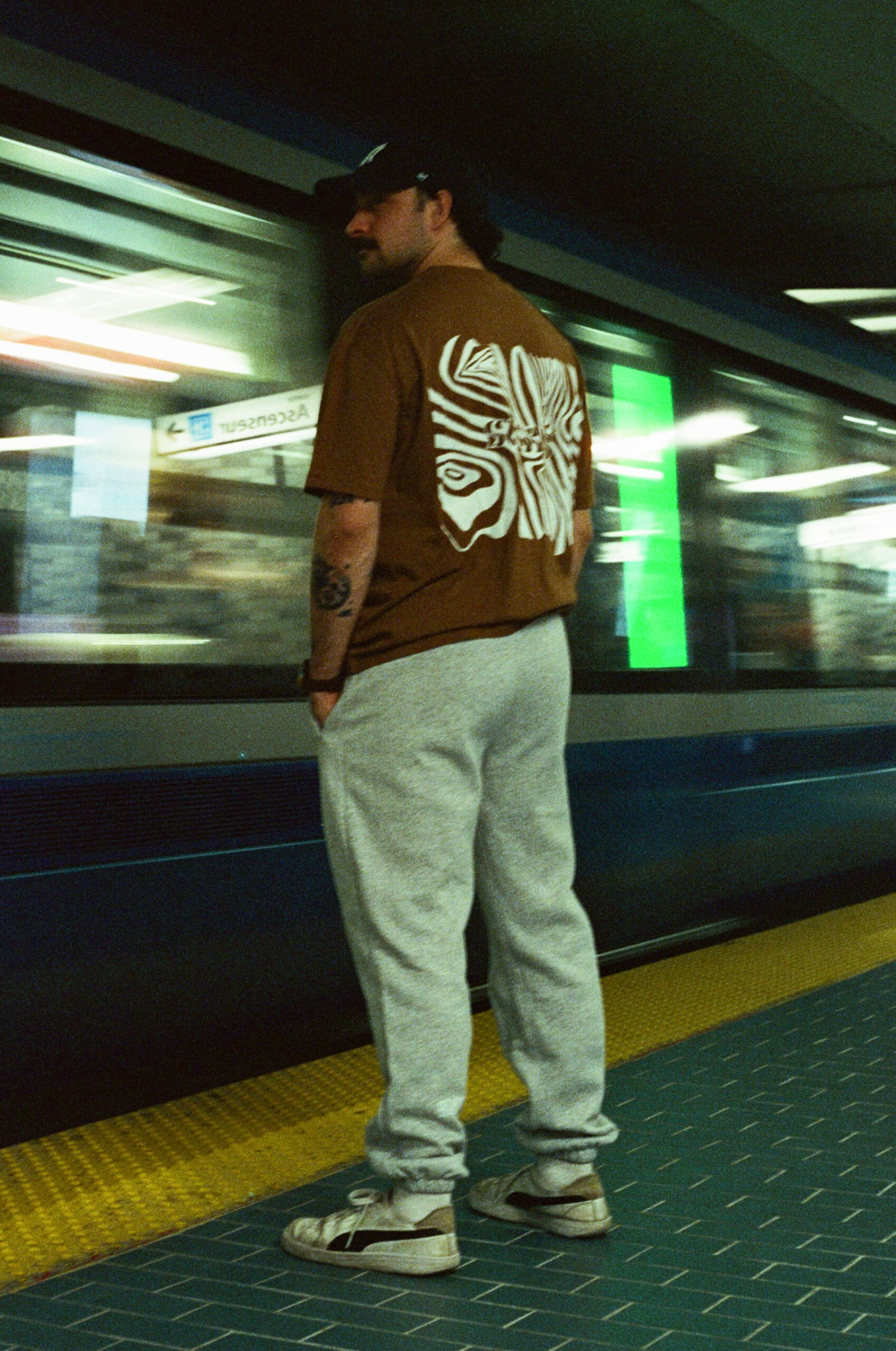AUTHENTIC STREETWEAR: WHY AUTHENTICITY IS AT THE HEART OF SWIRLS